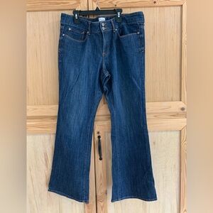 Gap Essentials Bootcut Dark Blue Straight Leg Women's Jeans 12/31A